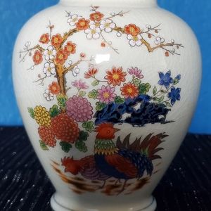 Vintage 1979 Enesco Ginger Flower Jar